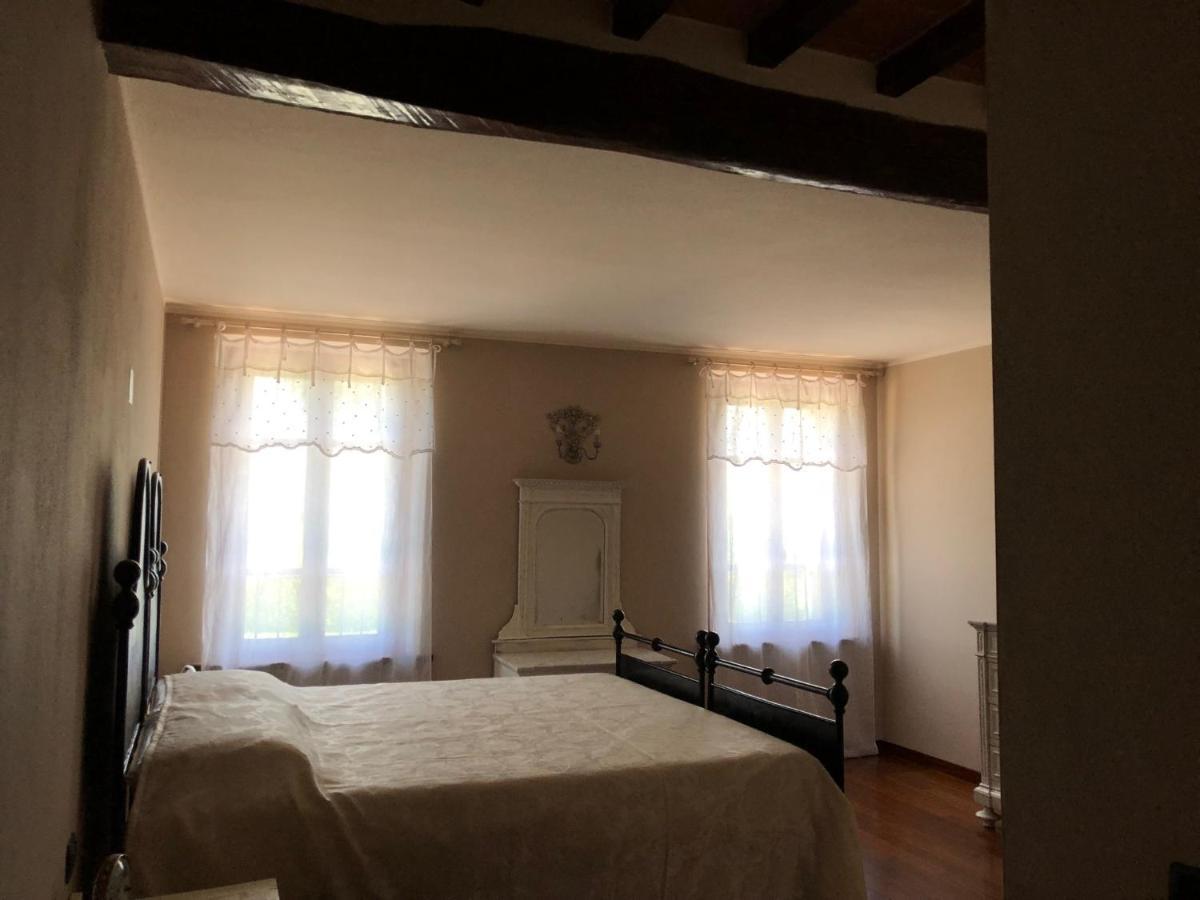 Via D' Este 8 Gualtieri Exteriör bild